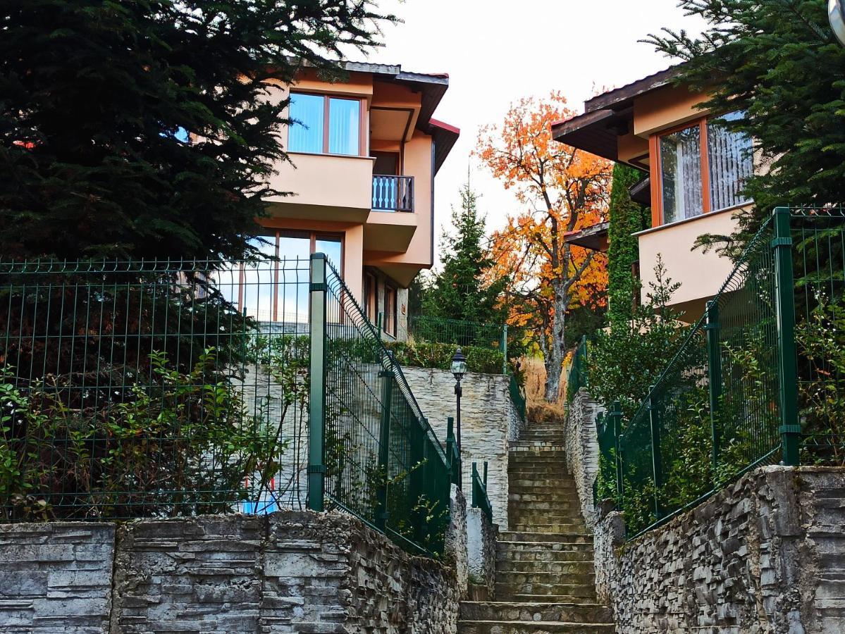 Rodopi Houses เชเปลาเร ภายนอก รูปภาพ