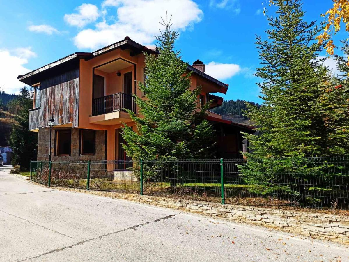 Rodopi Houses เชเปลาเร ภายนอก รูปภาพ
