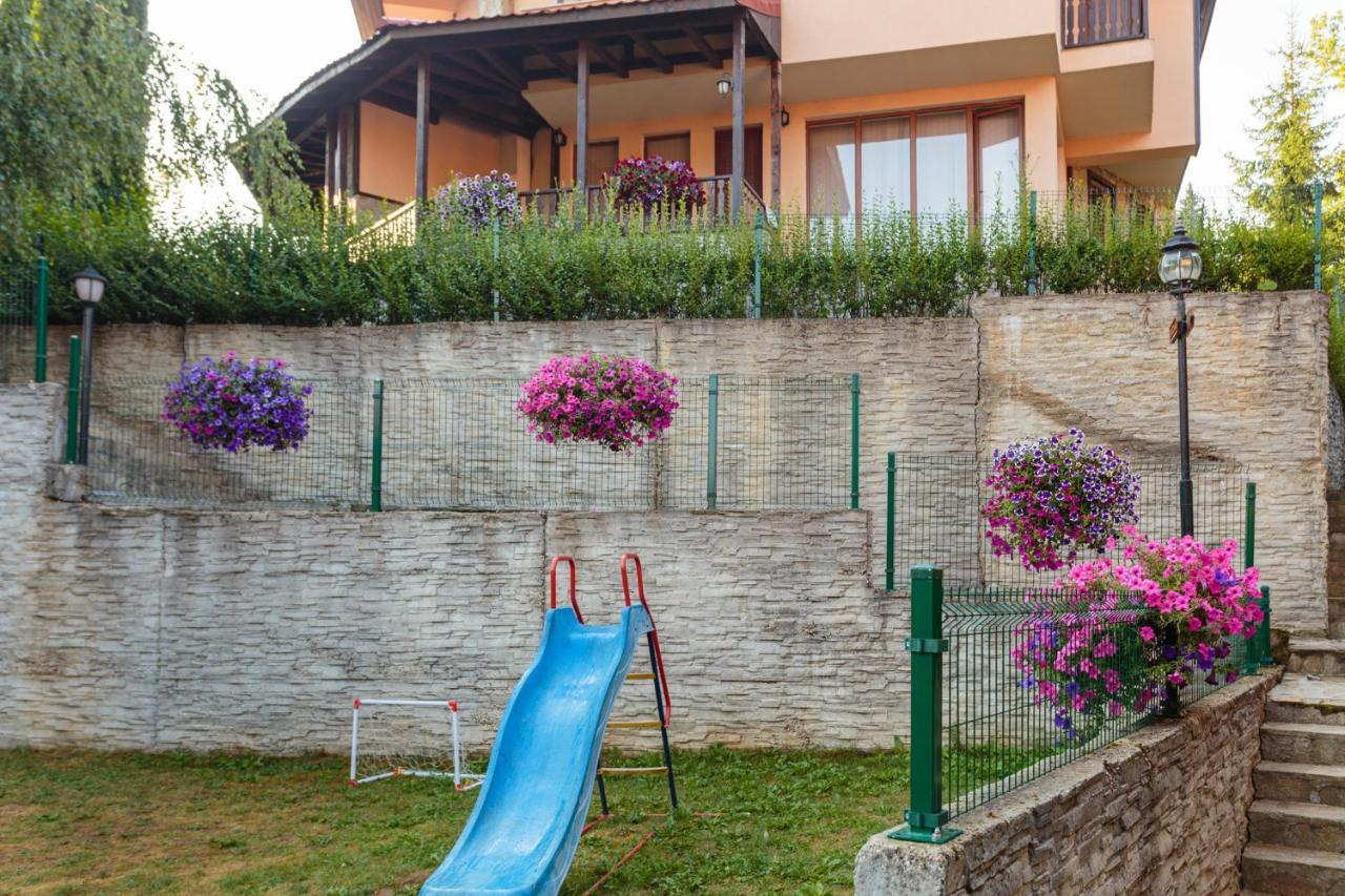 Rodopi Houses เชเปลาเร ภายนอก รูปภาพ