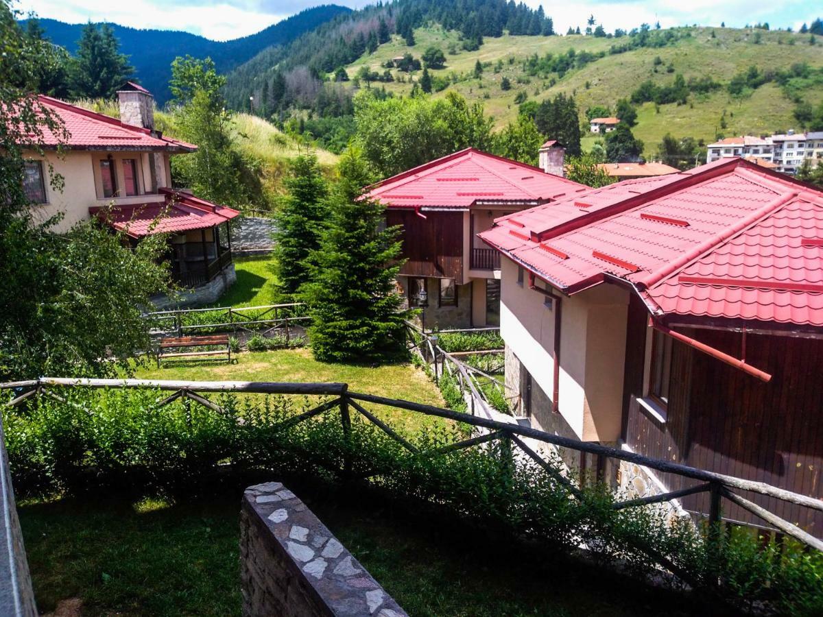 Rodopi Houses เชเปลาเร ภายนอก รูปภาพ