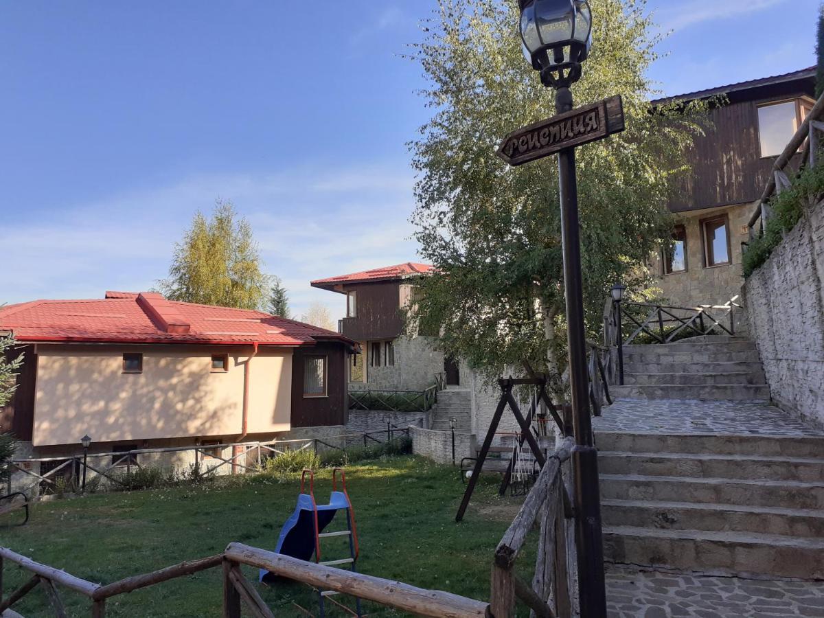 Rodopi Houses เชเปลาเร ภายนอก รูปภาพ